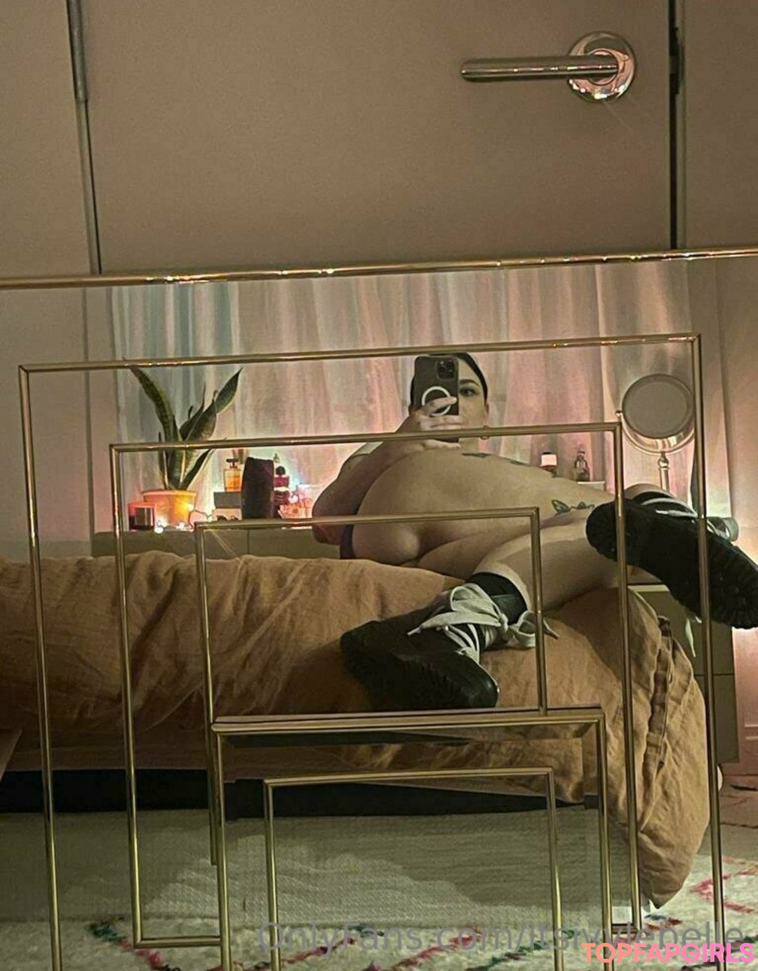 Ivy Lebelle xxx pornstar image