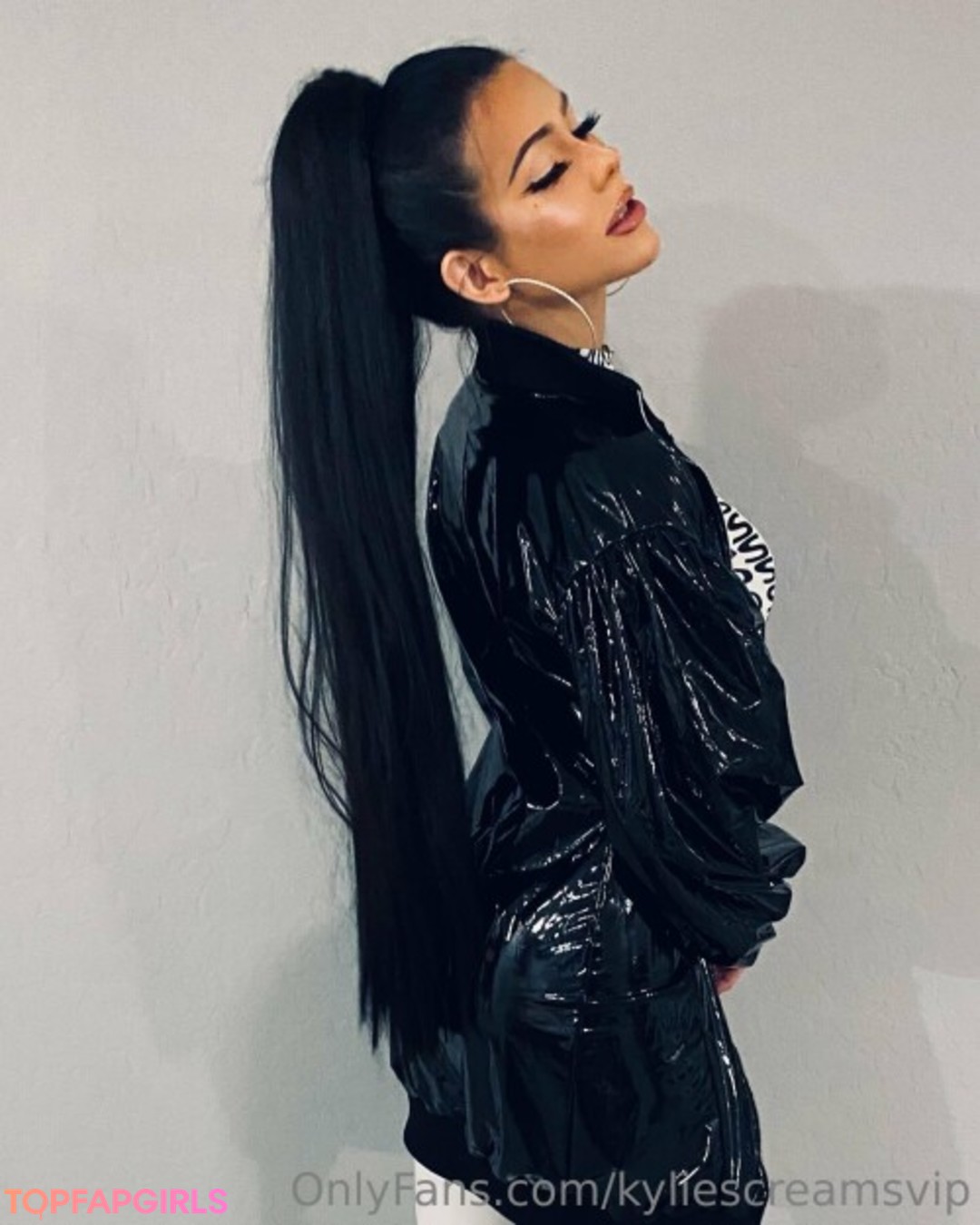 Kylie Screams nudes model photo