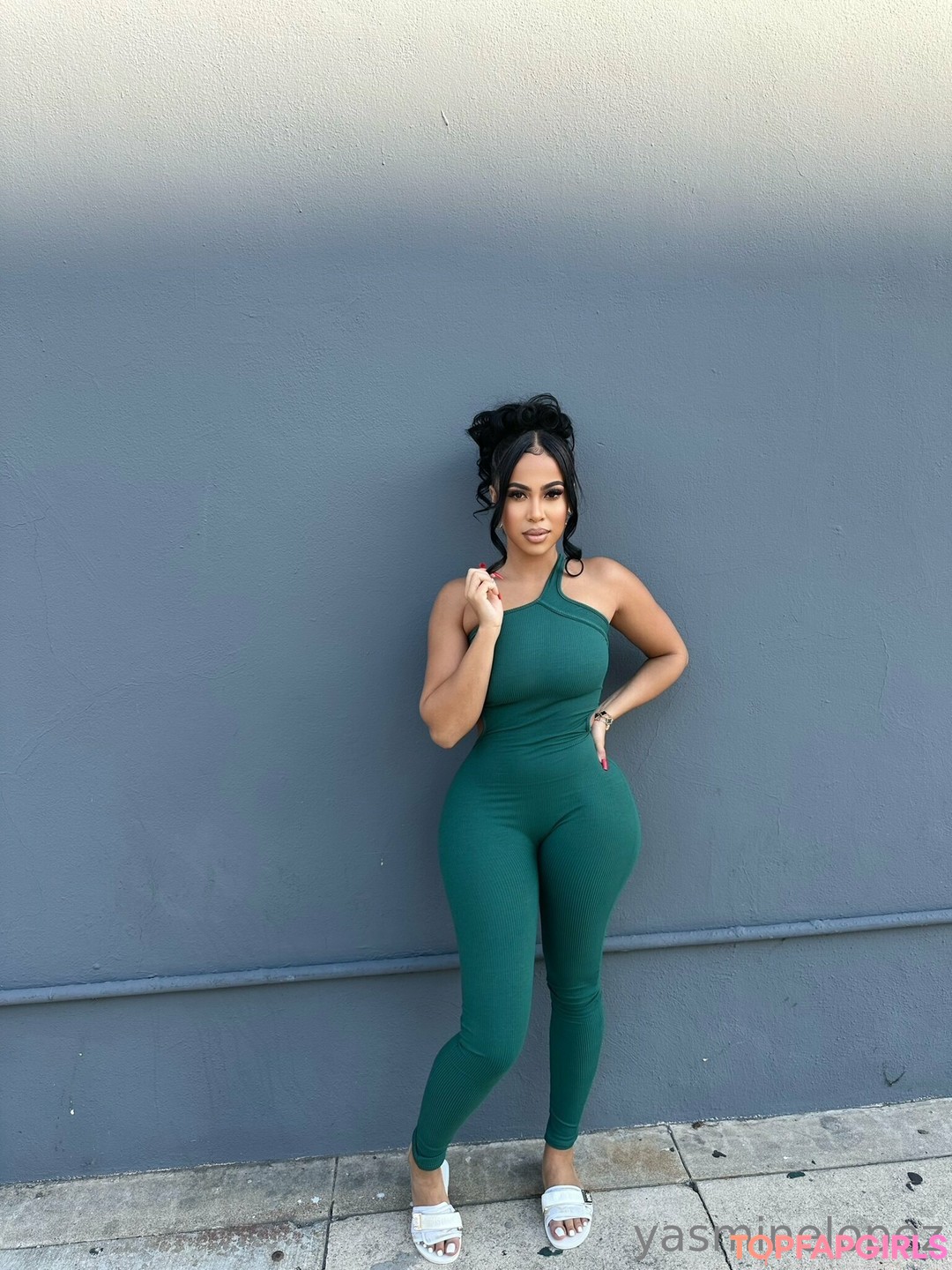 Yasmine Lopez high quality model photo