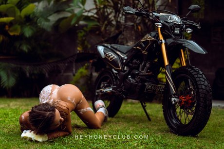 italian milf onlyfans beautiful nude pic