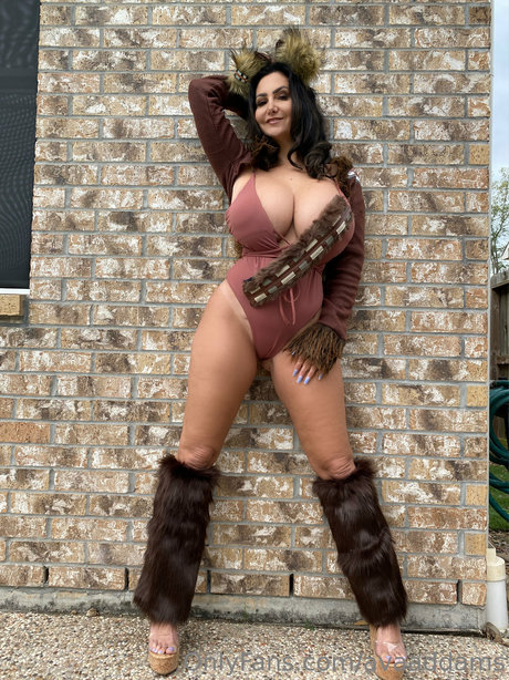 tall milf onlyfans hot pictures