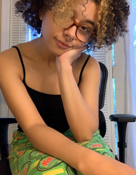 Irlupdog model sexy gallery