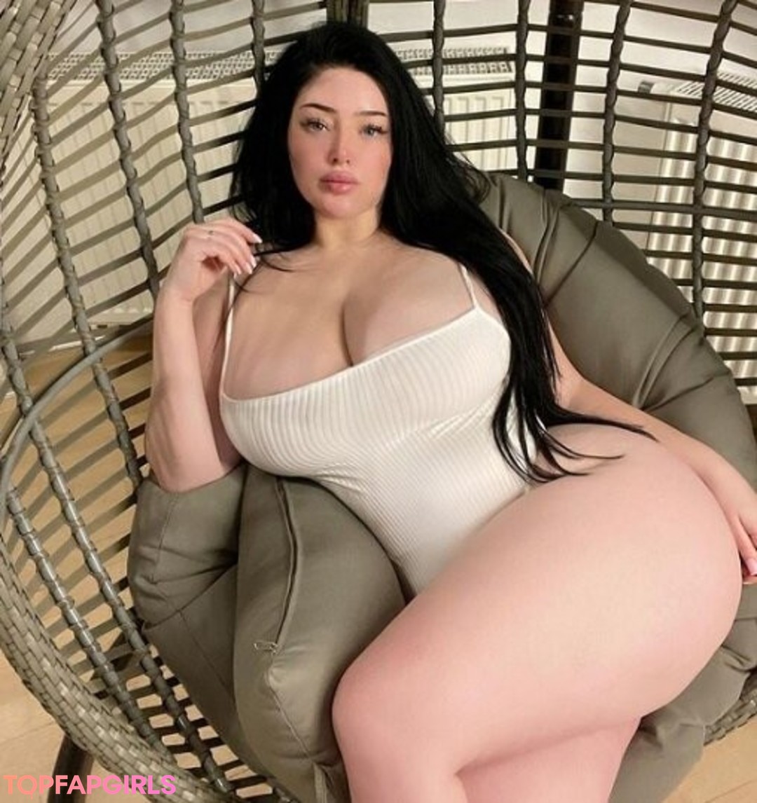 Claudia Rivier model hd pic