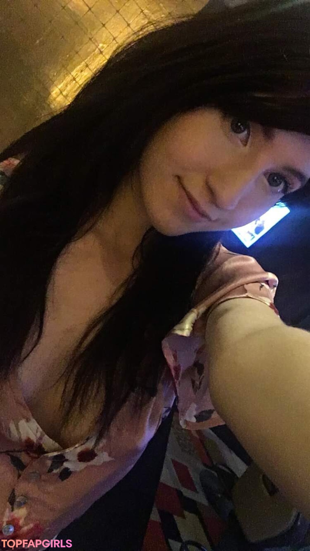 Elizabeth Reed naked pornstar photo