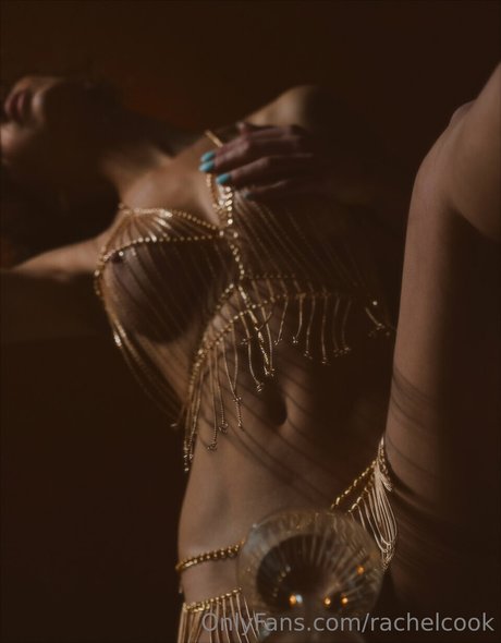 bodybuilder girls onlyfans nude picture