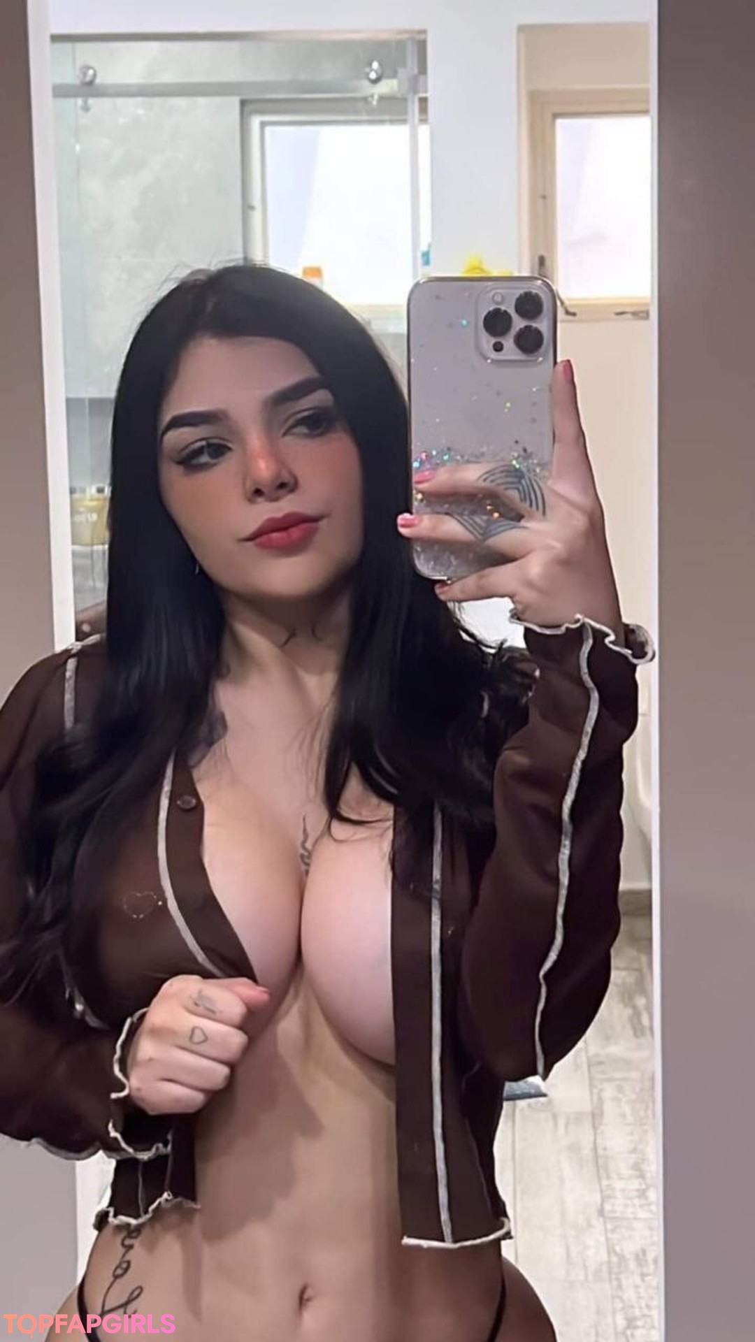 Karely Ruiz erotic pornstar image
