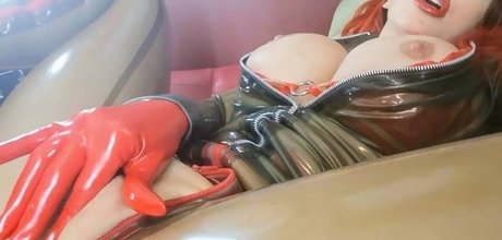 Bianca Beauchamp beautiful actress pic