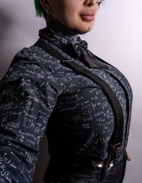 curvy lesbian onlyfans hot nude pics