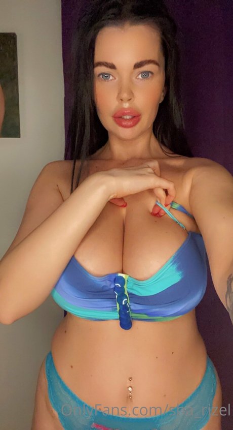 dark skin ebony onlyfans top image