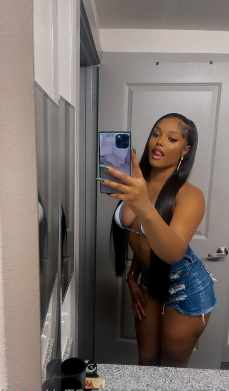 Lola Teases pornstar top archive