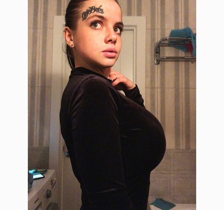 real onlyfans erotic pic