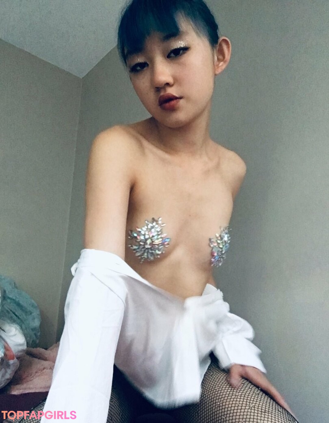 Mary nudes model image
