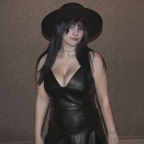 Xheatherbryantx star xxx galleries