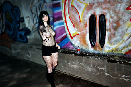 blonde cougar onlyfans exclusive photos