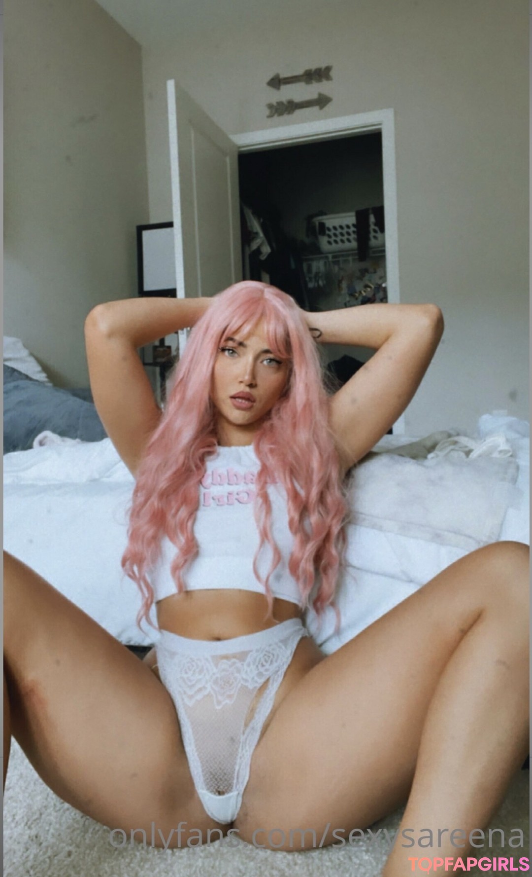 Sexy Sareena model sex image