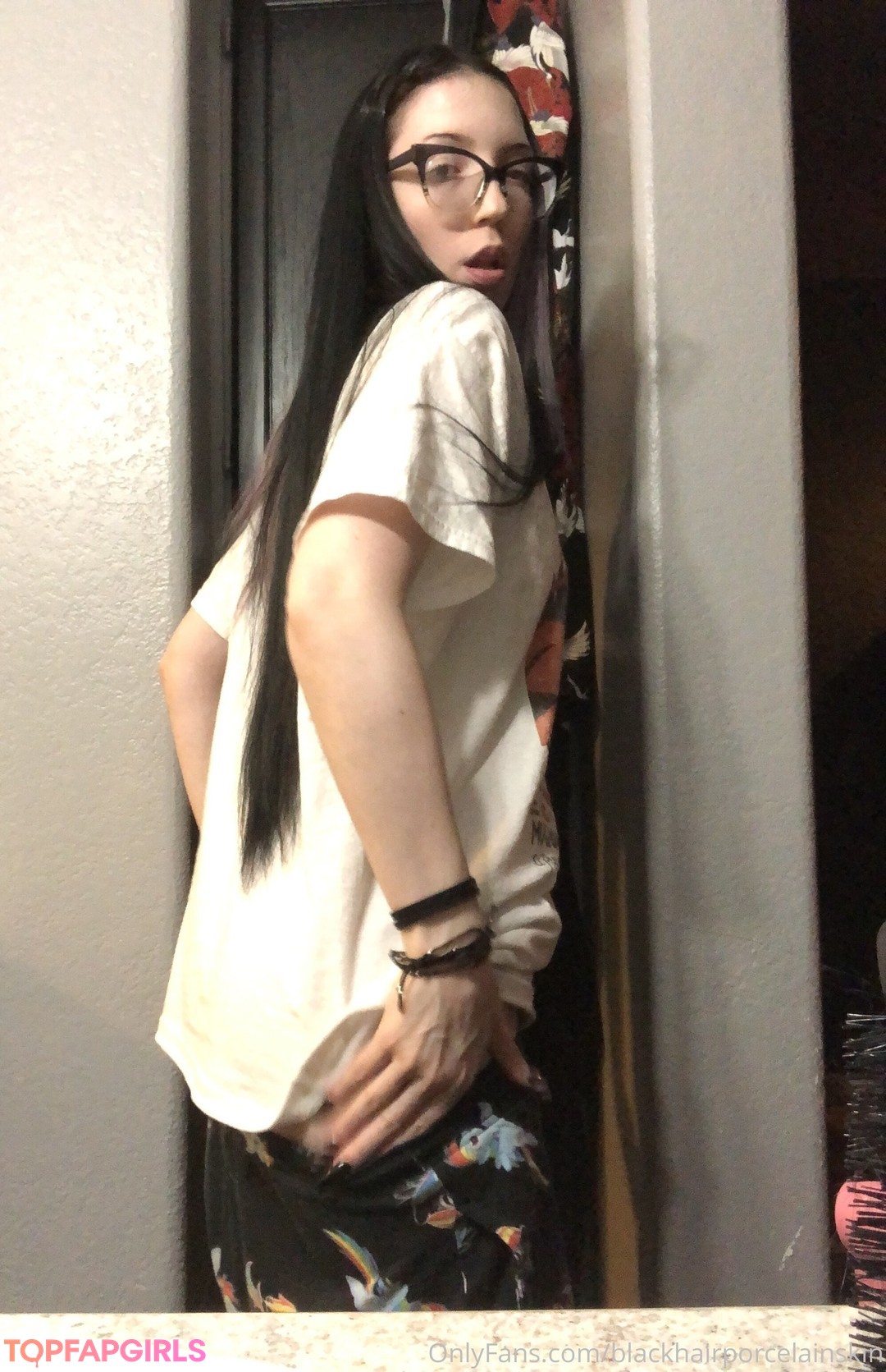 young free onlyfans free sex galleries