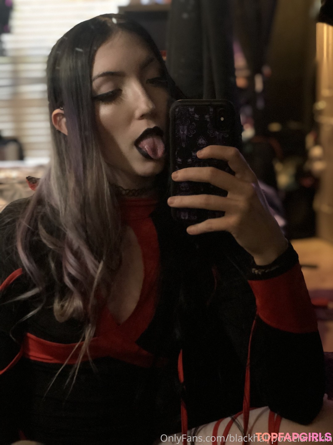 naked yoga onlyfans sexy pic