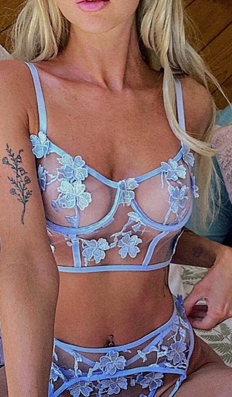 ebony cumshot onlyfans art porn photo