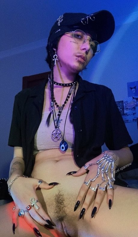 Itzel2002 pornstar beautiful image