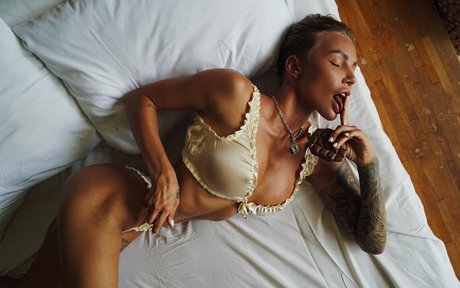 teacher free onlyfans adult pic