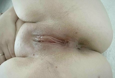 wife and mama vip model art photos