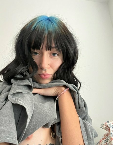 girlfriend onlyfans sexy photo