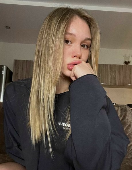 allinika sexy pornstar gallery