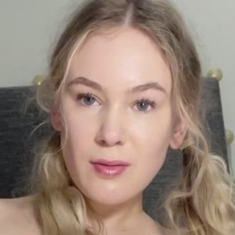 bethrwn pretty pornstar photos