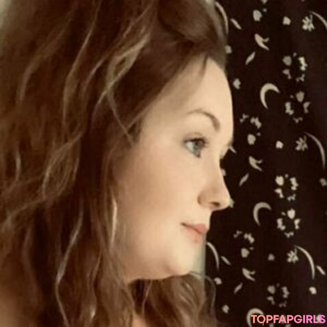 Chlozee nude pornstar photo