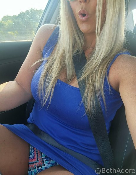 BethAdore model erotic pics