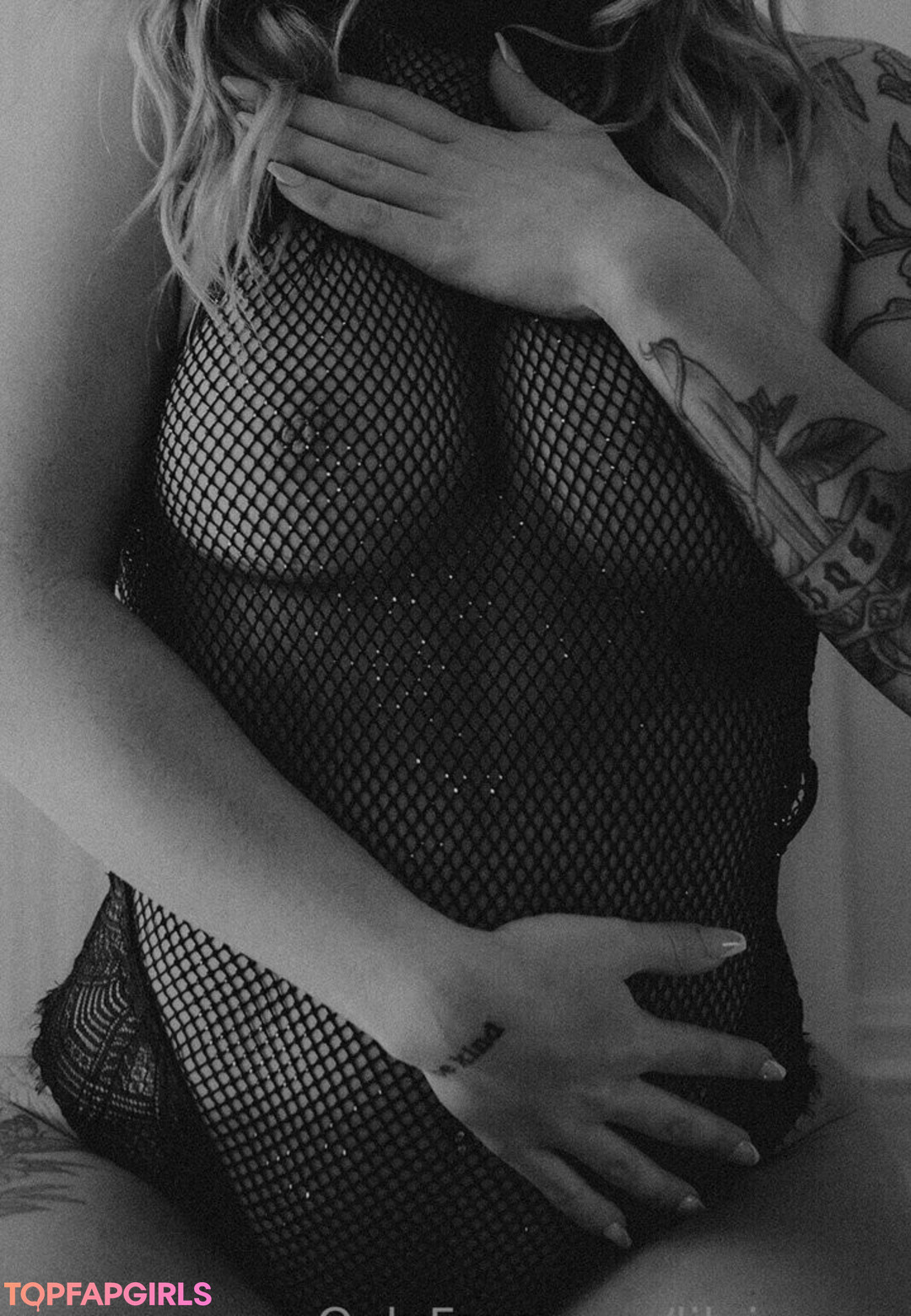 Nicole Stoolfire star erotic pictures