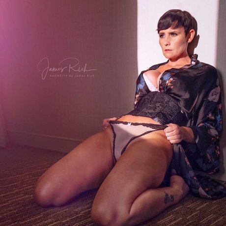 Melody Jai star top archive