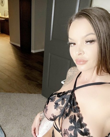 giabentley pornstar exclusive photos