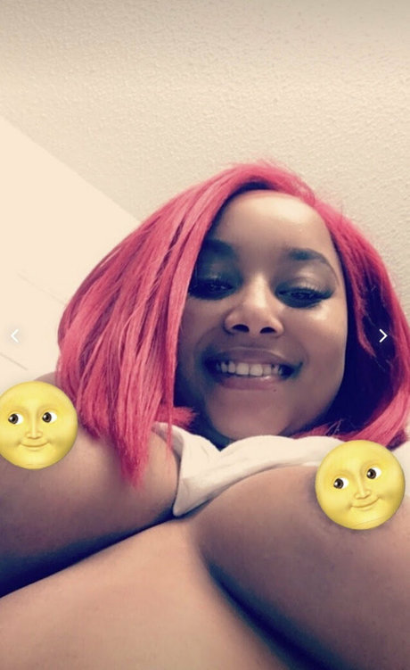 giabentley pornographic actress photo