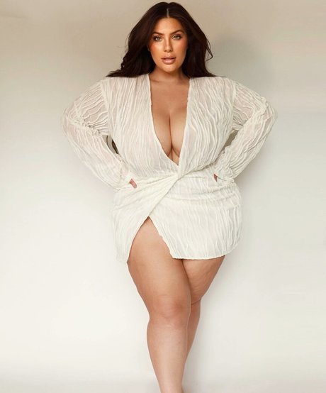 brookebarrows erotic model pic