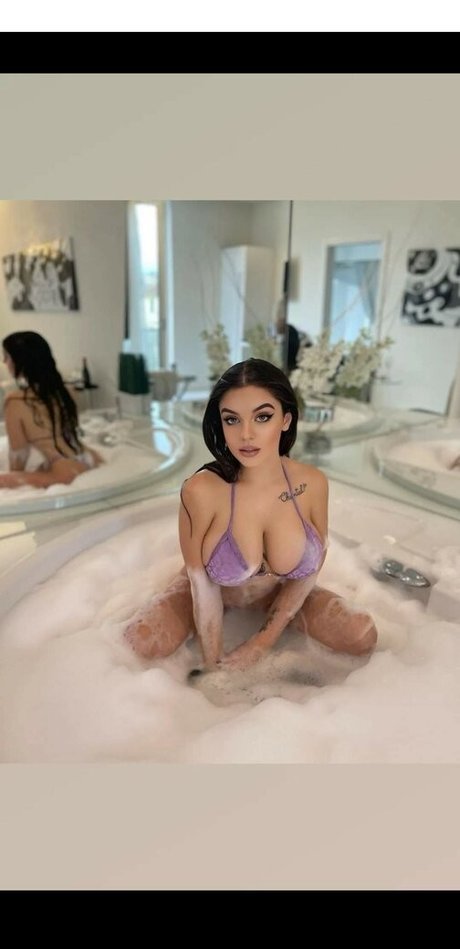 girlfriend onlyfans erotic archive