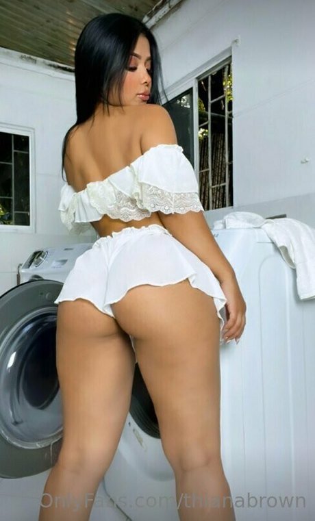 thianabrown pornstar nude photo