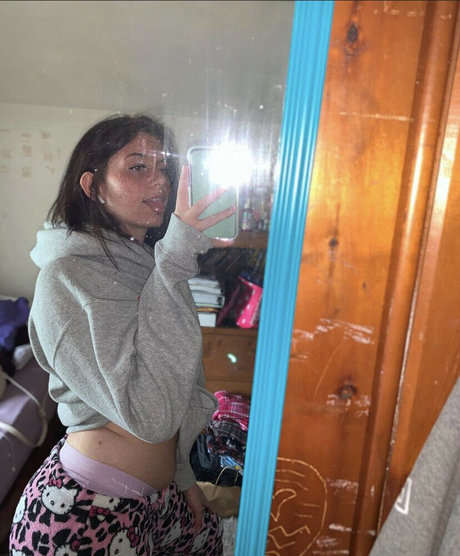 Sierraaa03 star nudes images