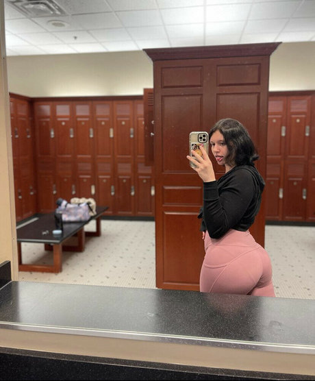 Sierraaa03 pornstar perfect pictures