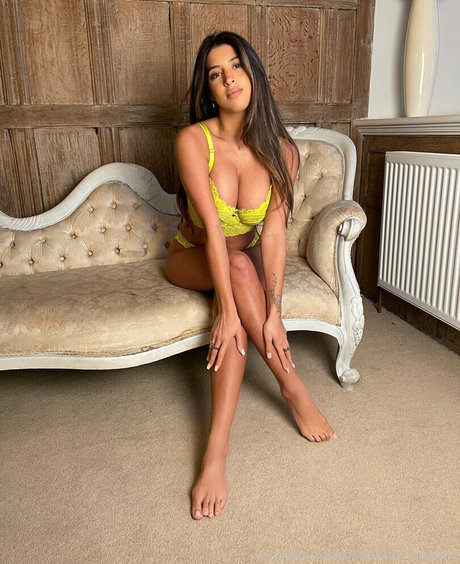 skinny big tits onlyfans free xxx pics