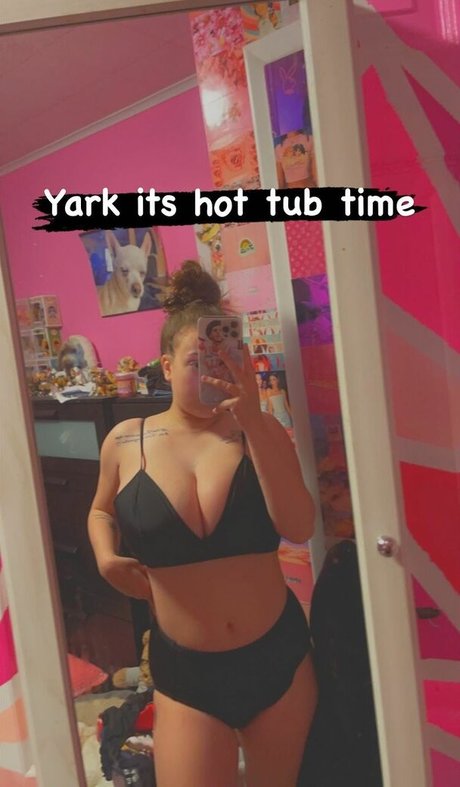 curvy nude onlyfans pretty gallery