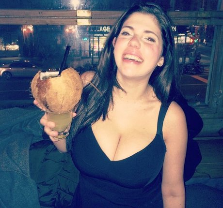 busty onlyfans exclusive photo