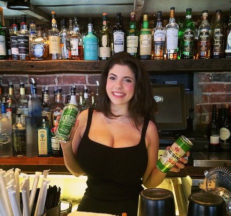 Emily H Barry star nudes gallery