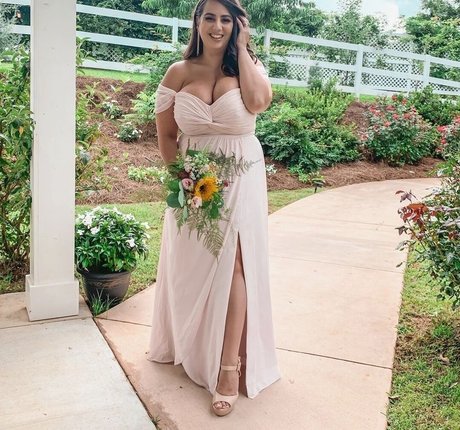 Sapir Sol model beautiful img