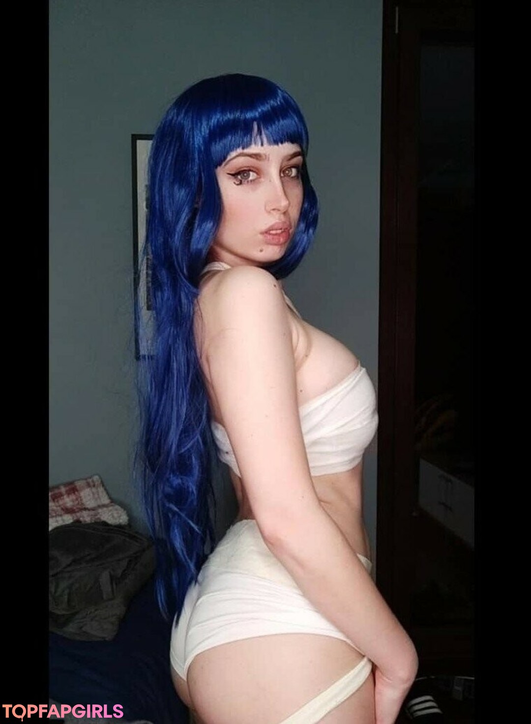 Whitefriz porn model pictures