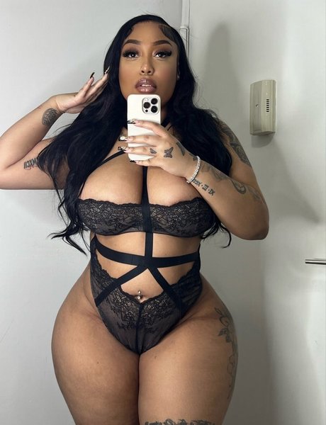 kinkykior pornstar high quality pic