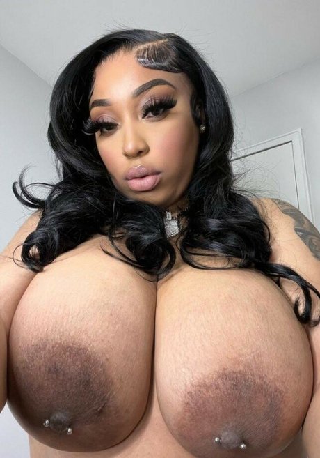 kinkykior xxx actress pic