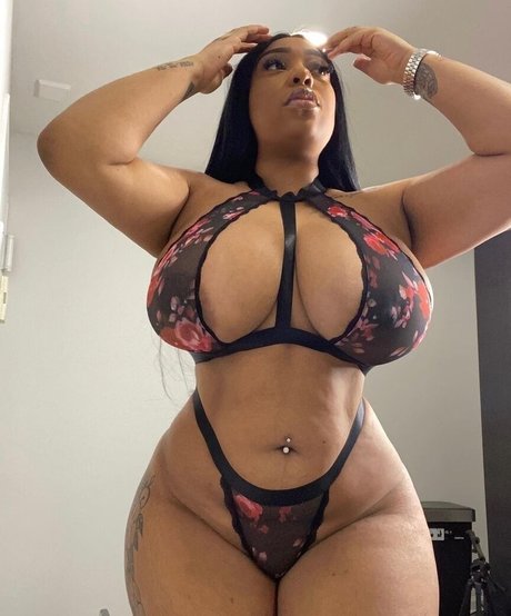 kinkykior pornstar beautiful pic