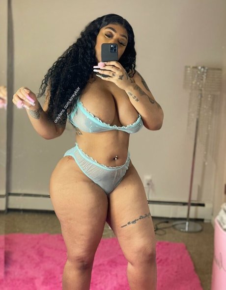 kinkykior star sexy images