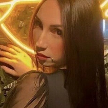 Mila Valentin erotic pornstar images